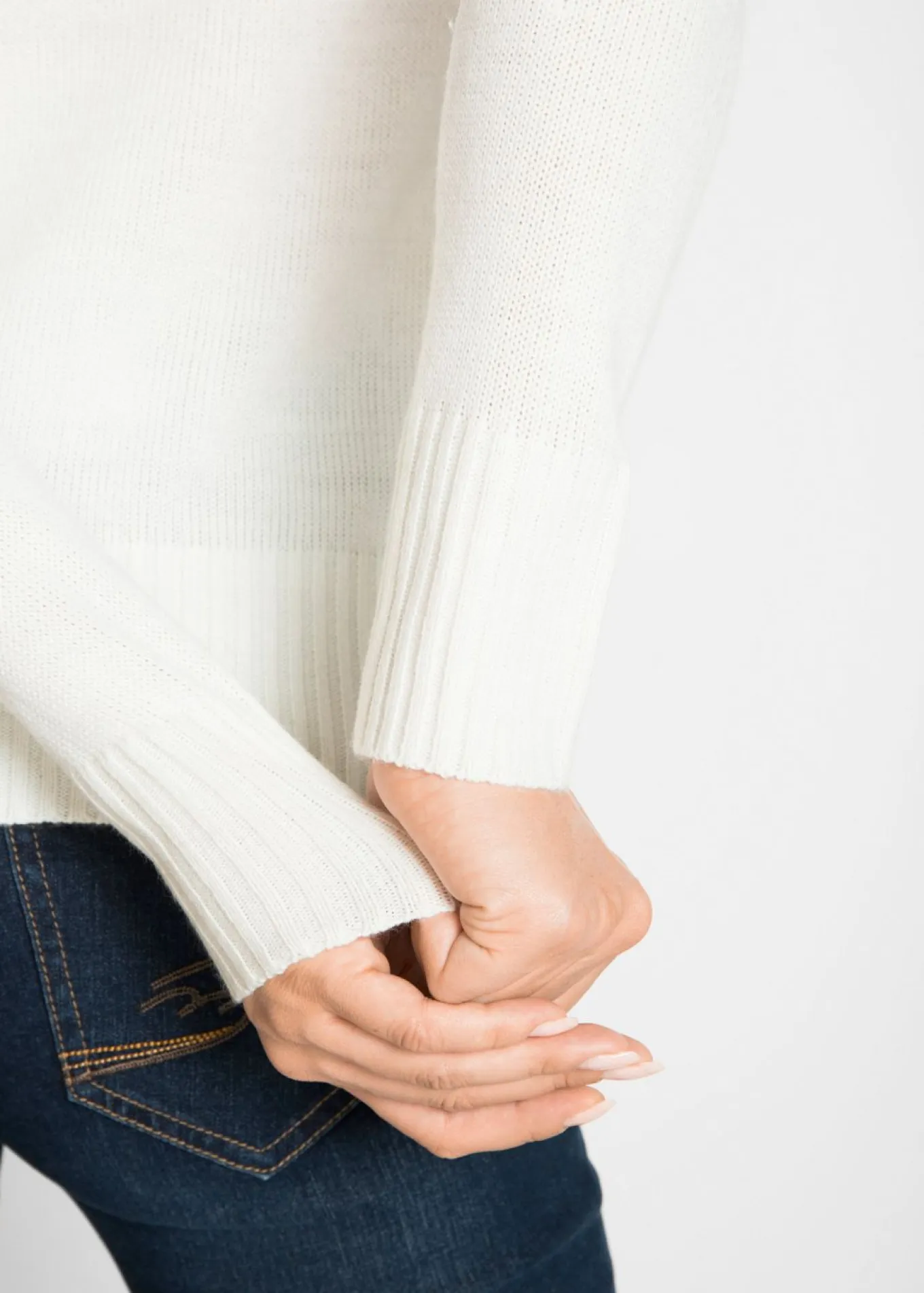 Jersey básico de punto fino con cuello alto