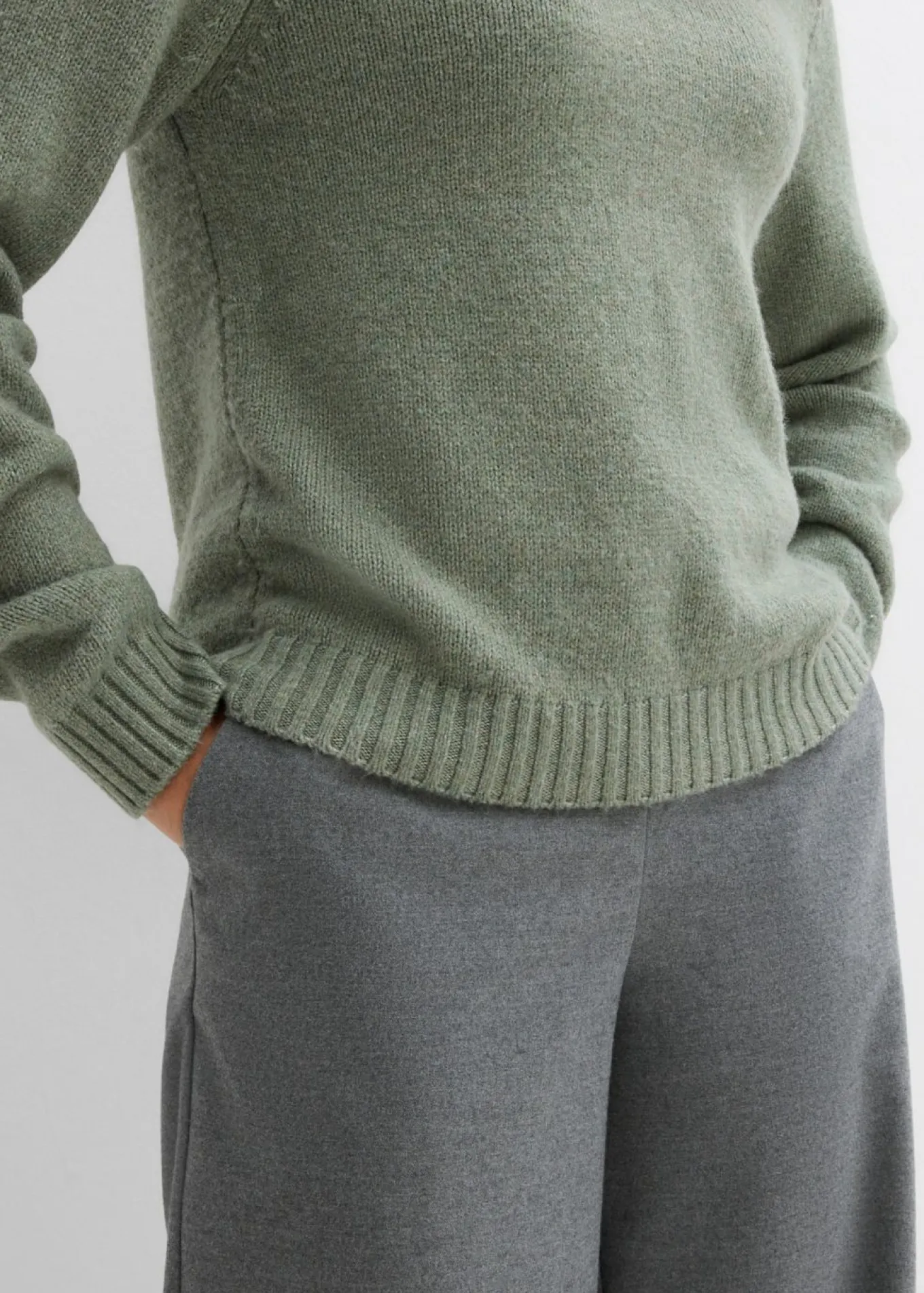 Jersey con inserto de encaje