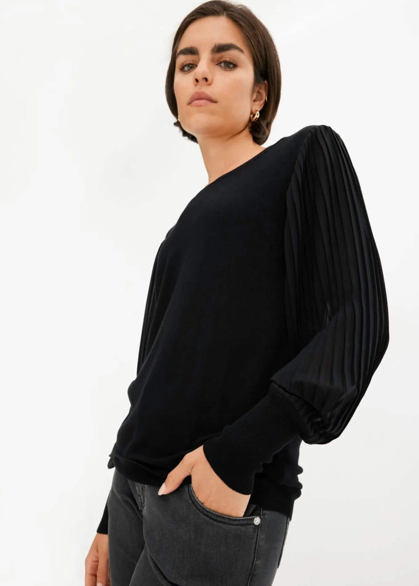 Jersey con mangas plisadas de viscosa sostenible