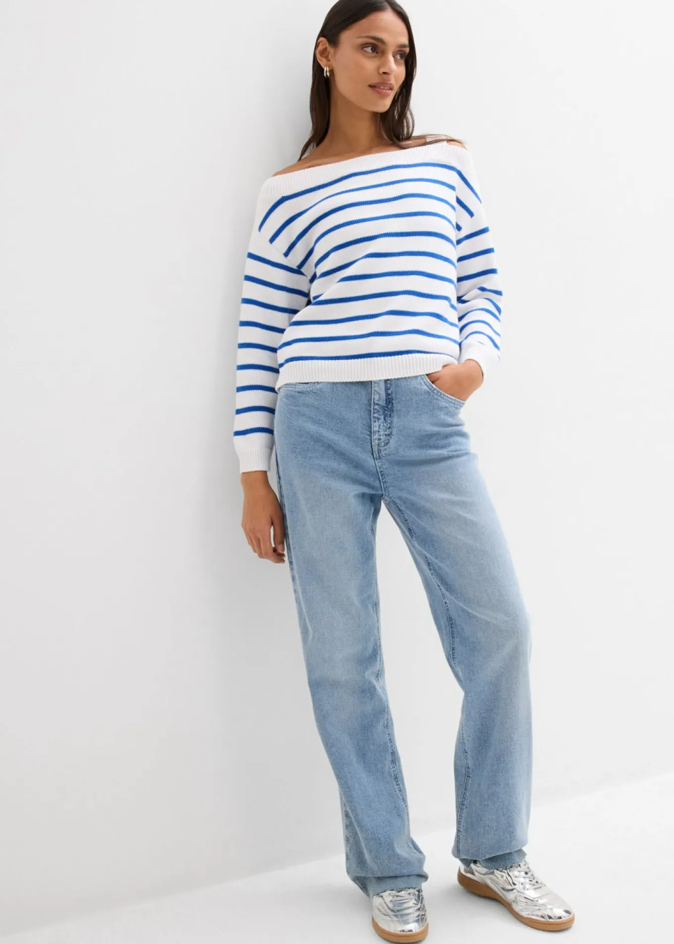 Jersey con un hombro al descubierto