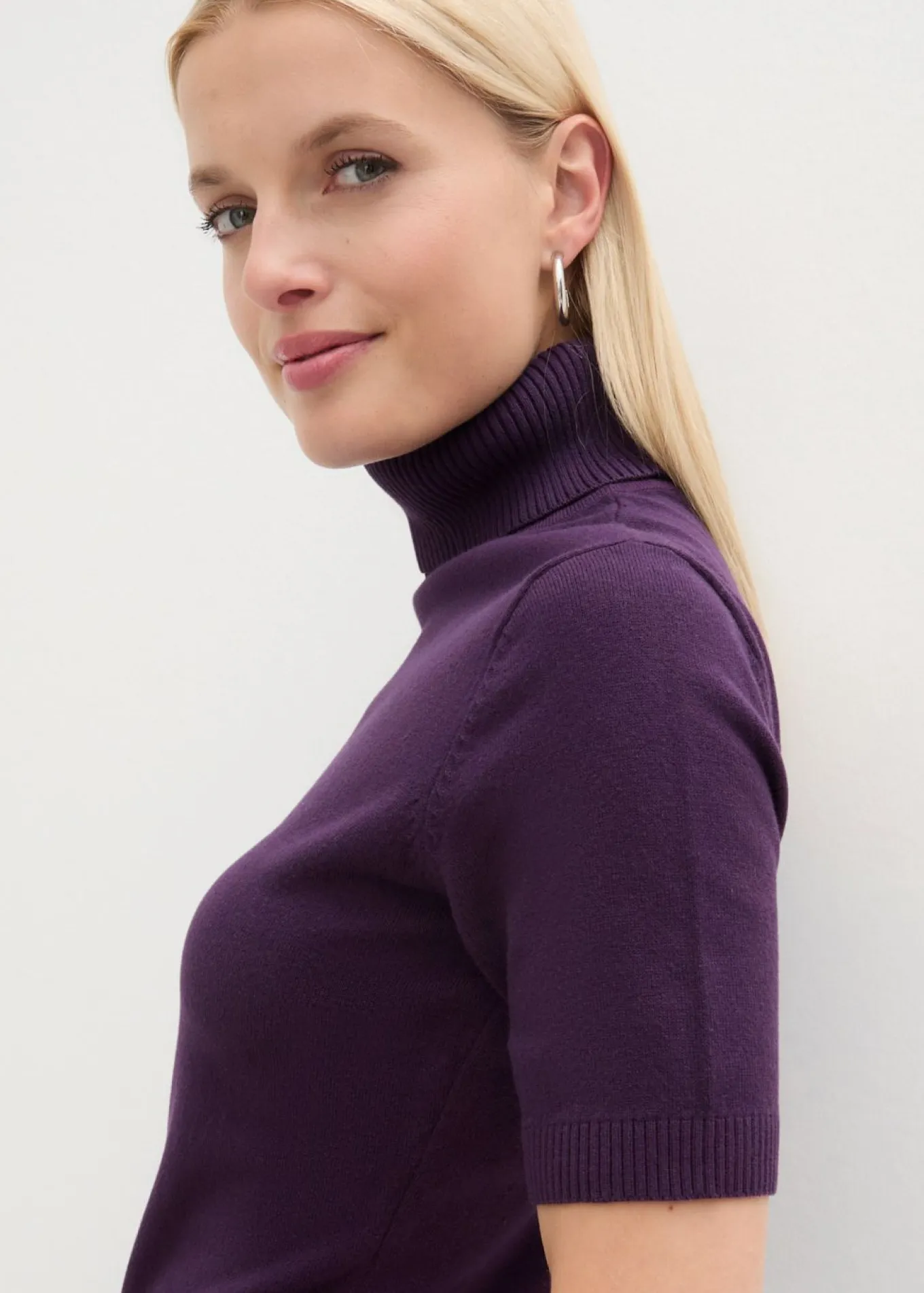 Jersey de cuello alto y manga corta