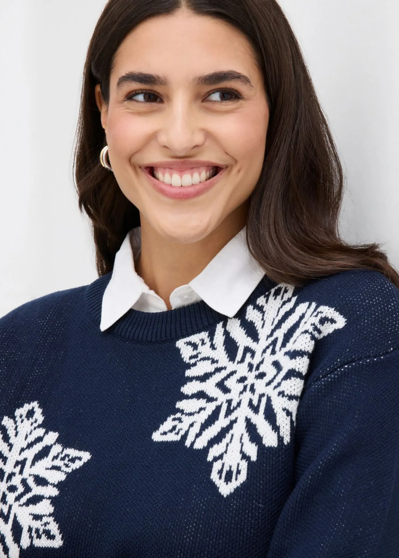 Jersey de cuello redondo con copos de nieve