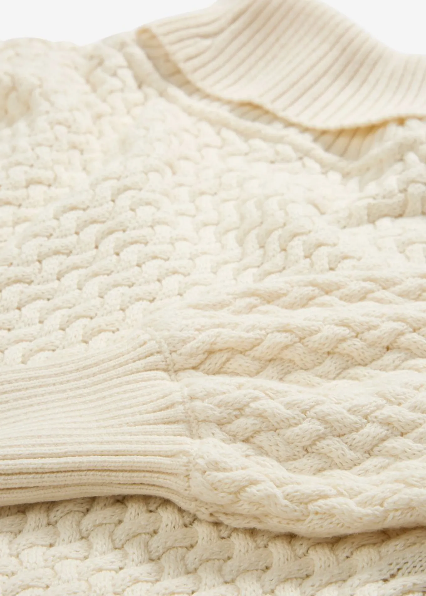 Jersey de cuello vuelto con lana merino
