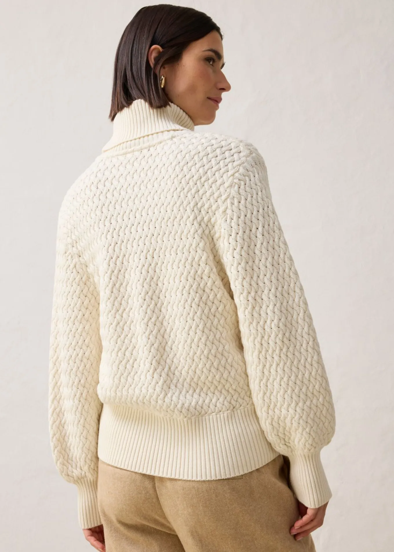 Jersey de cuello vuelto con lana merino