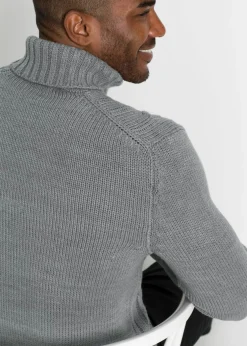 Jersey de cuello vuelto con patrón trenzado