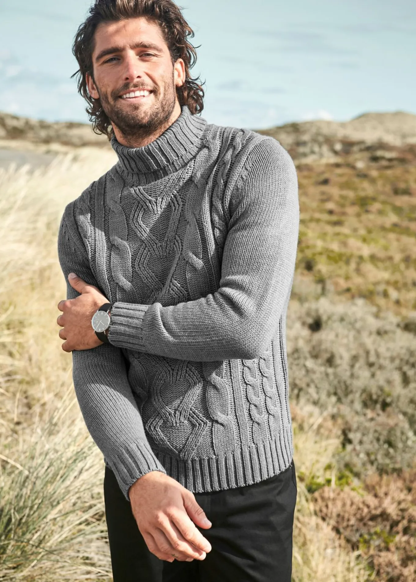 Jersey de cuello vuelto con patrón trenzado