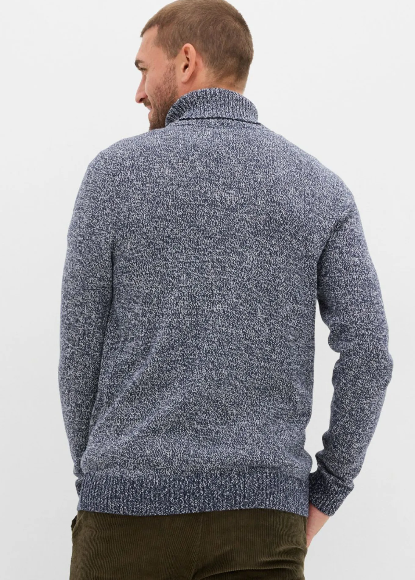 Jersey de cuello vuelto con algodón