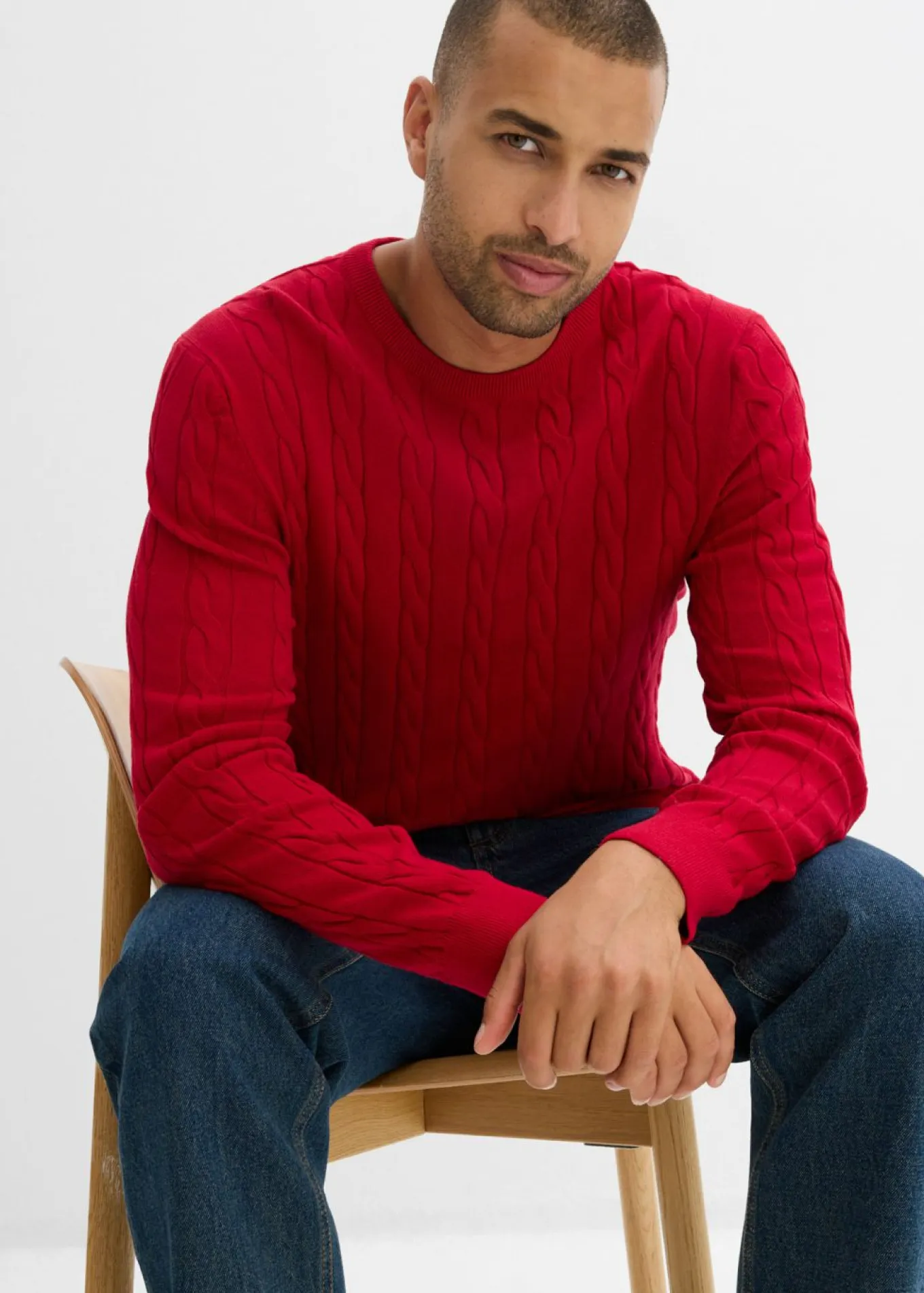 Jersey de punto fino con patrón trenzado de suave mezcla de algodón, slim fit