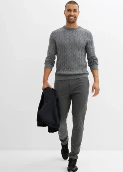 Jersey de punto fino con patrón trenzado de suave mezcla de algodón, slim fit