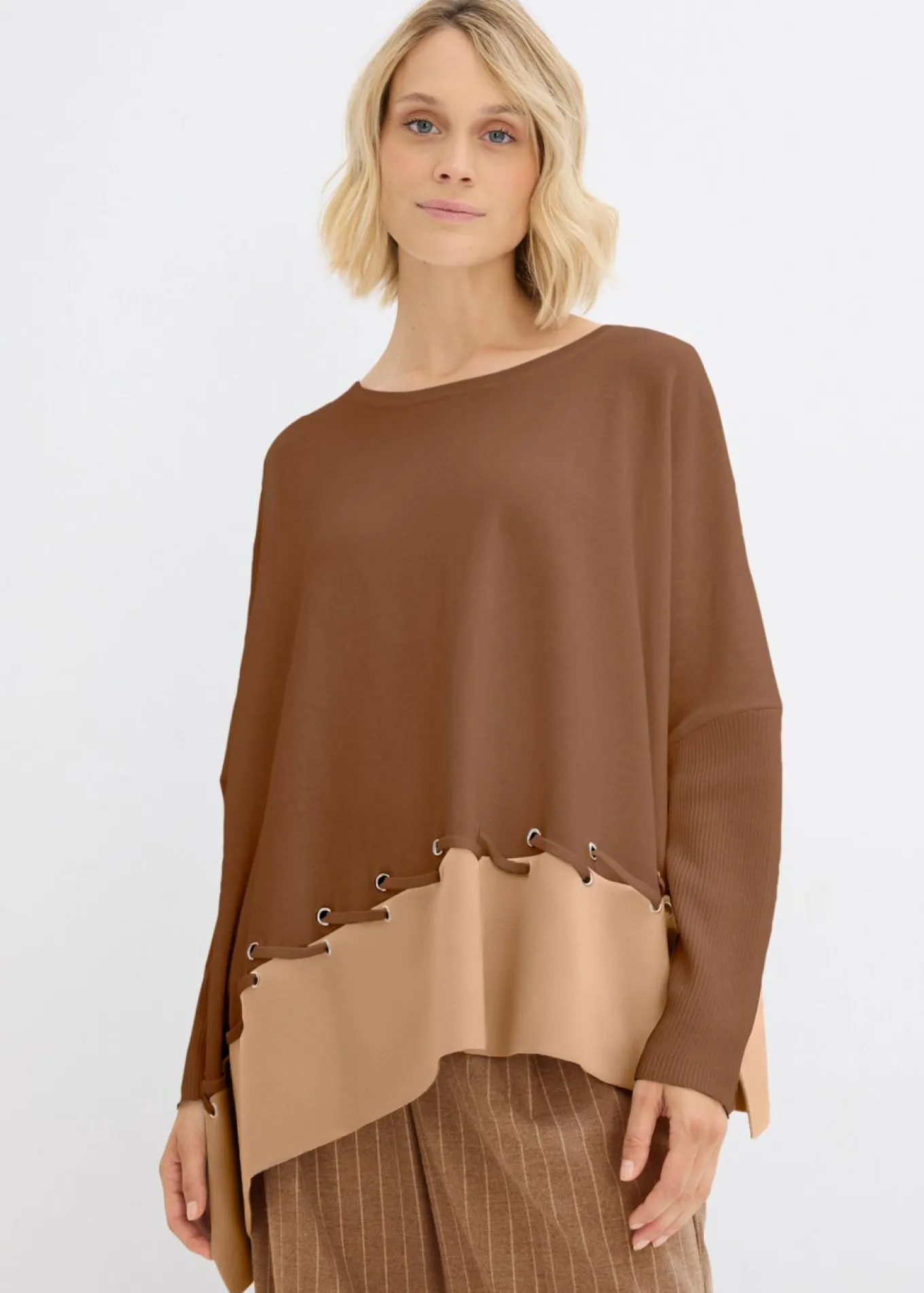 Jersey de punto fino tipo poncho