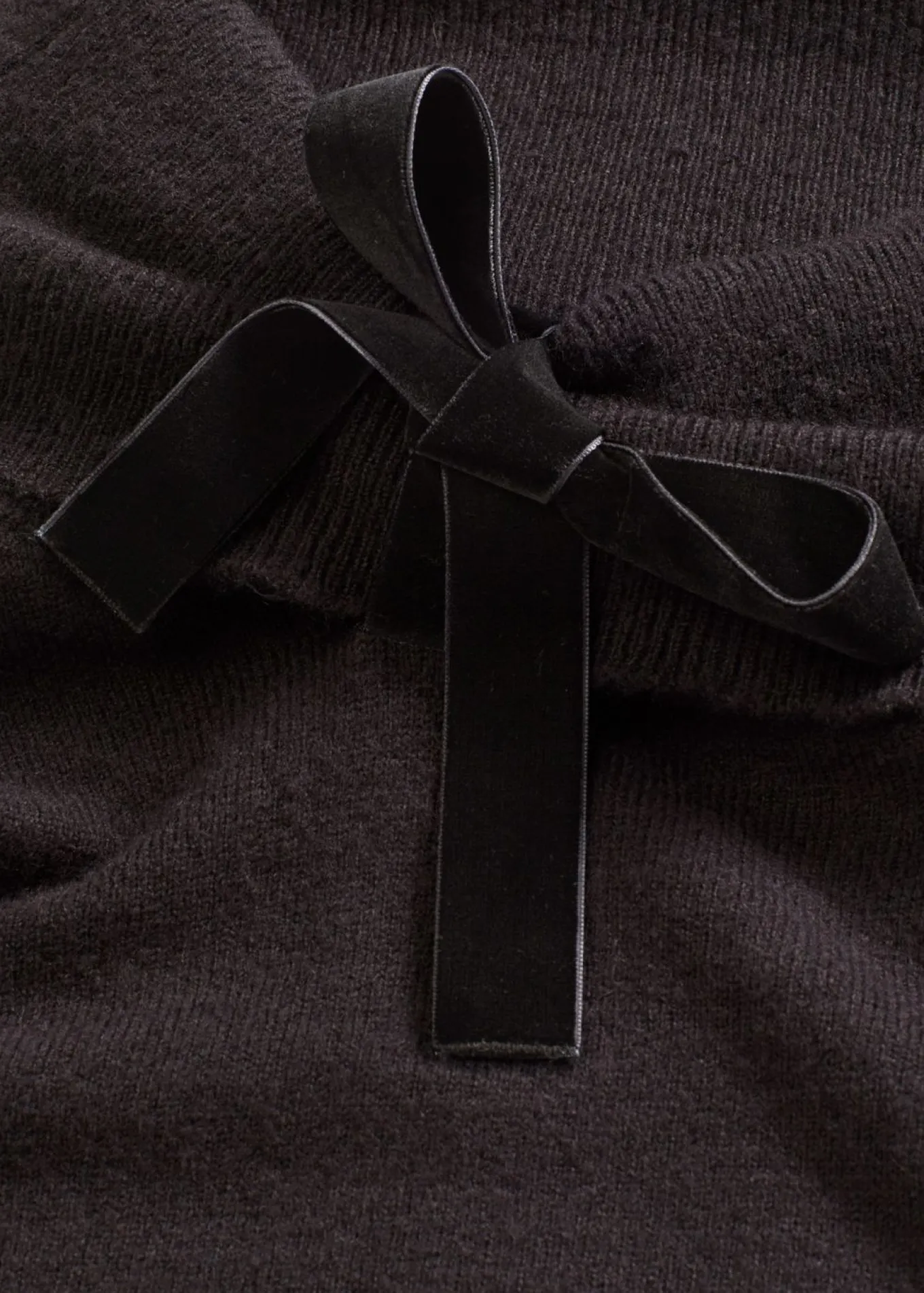 Jersey holgado con escote bañera