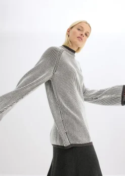 Jersey oversize con cuello alto