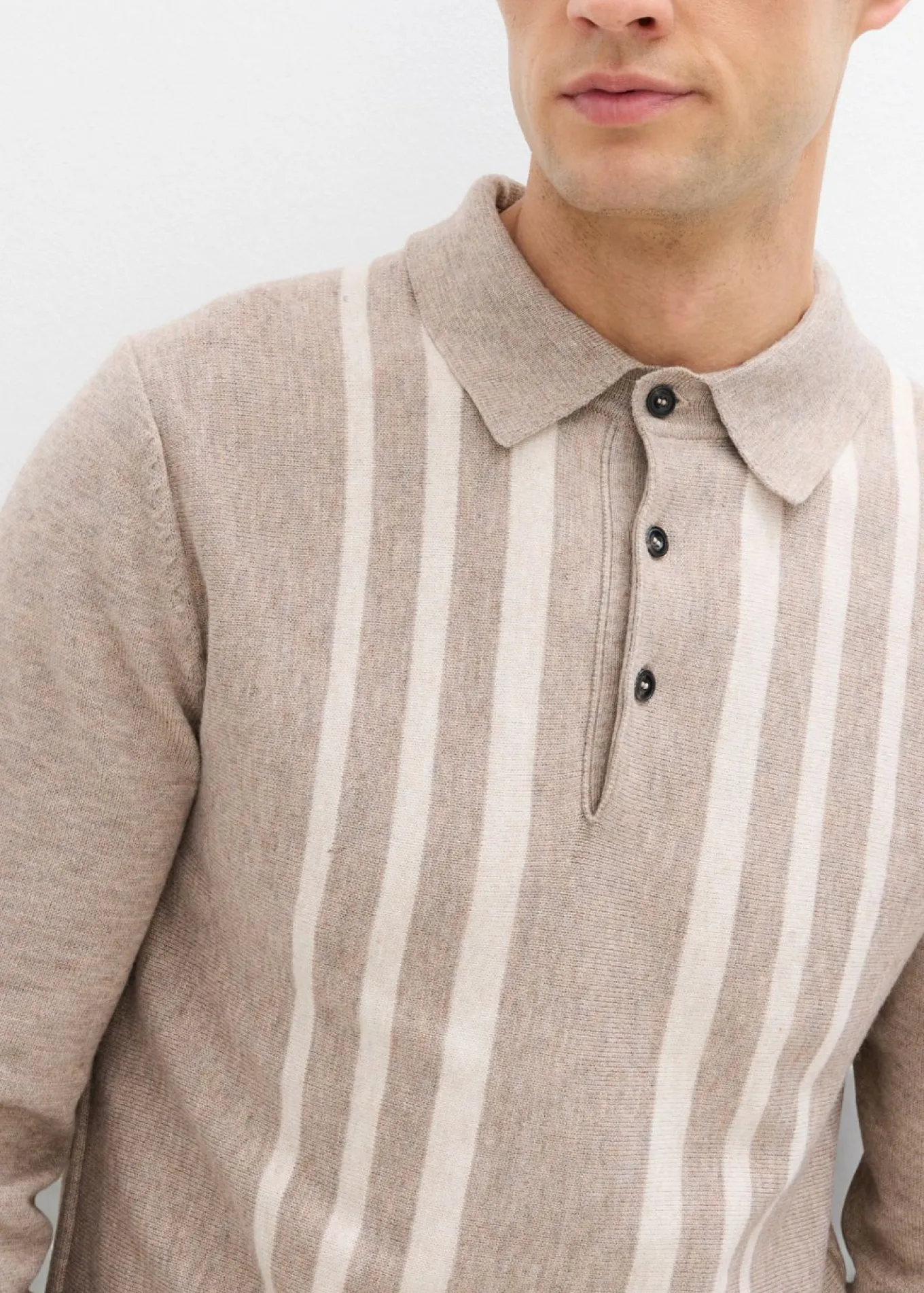 Jersey tipo polo de punto fino con corte ajustado