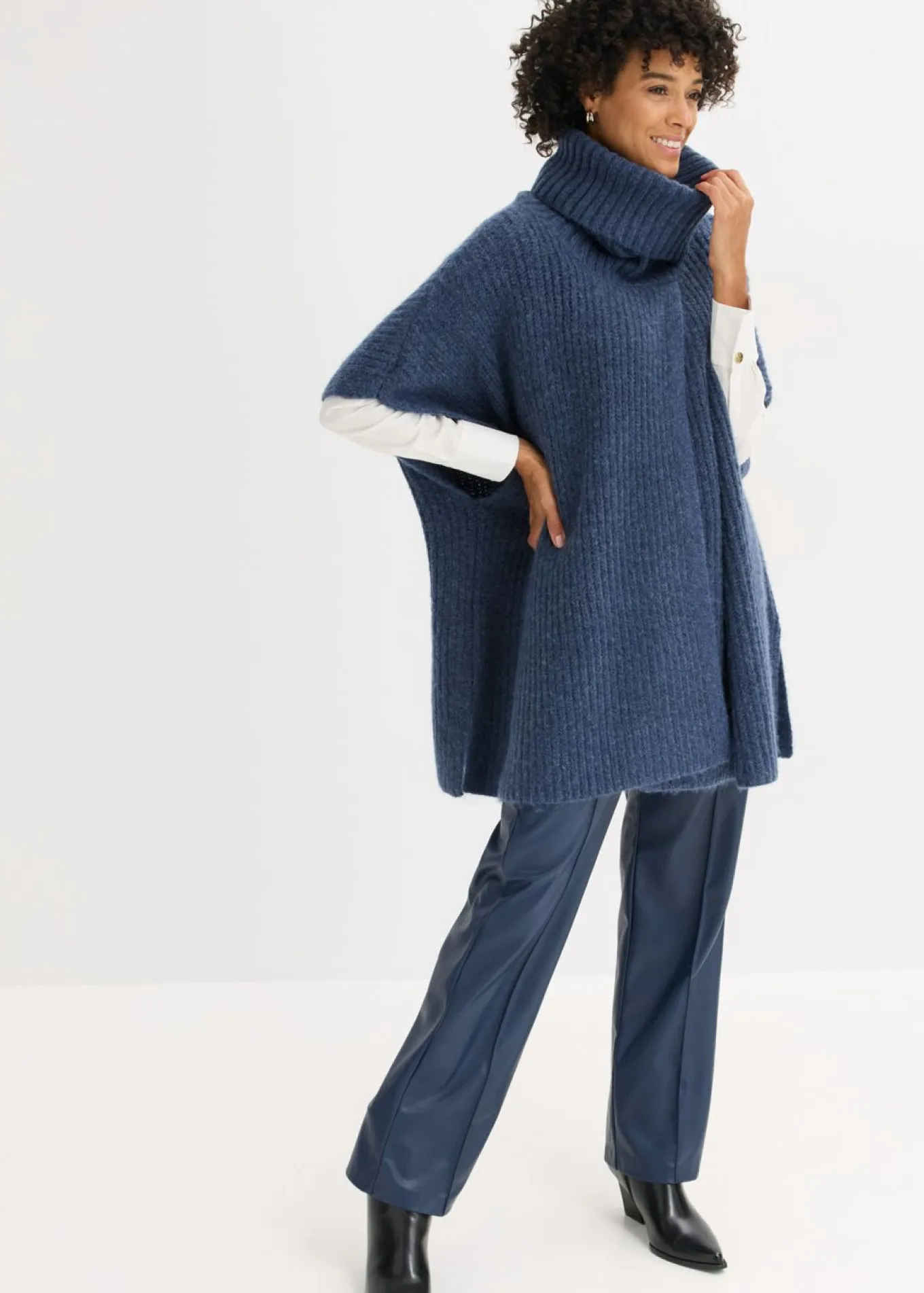 Jersey tipo poncho con mezcla de lana