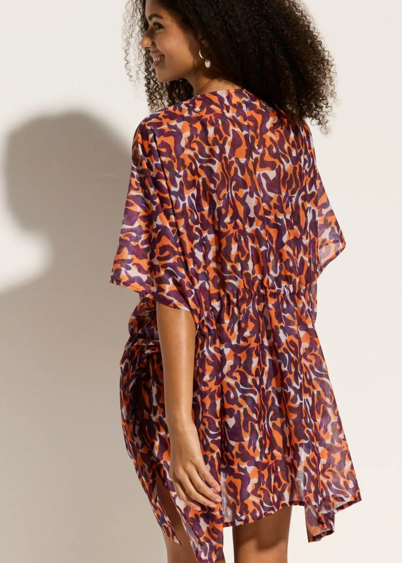 Kimono de playa con detalle de cordón