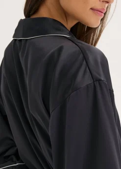 Kimono de satén con efecto brillante