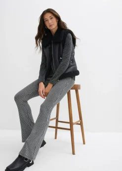 Leggings acampanados con hilo brillante