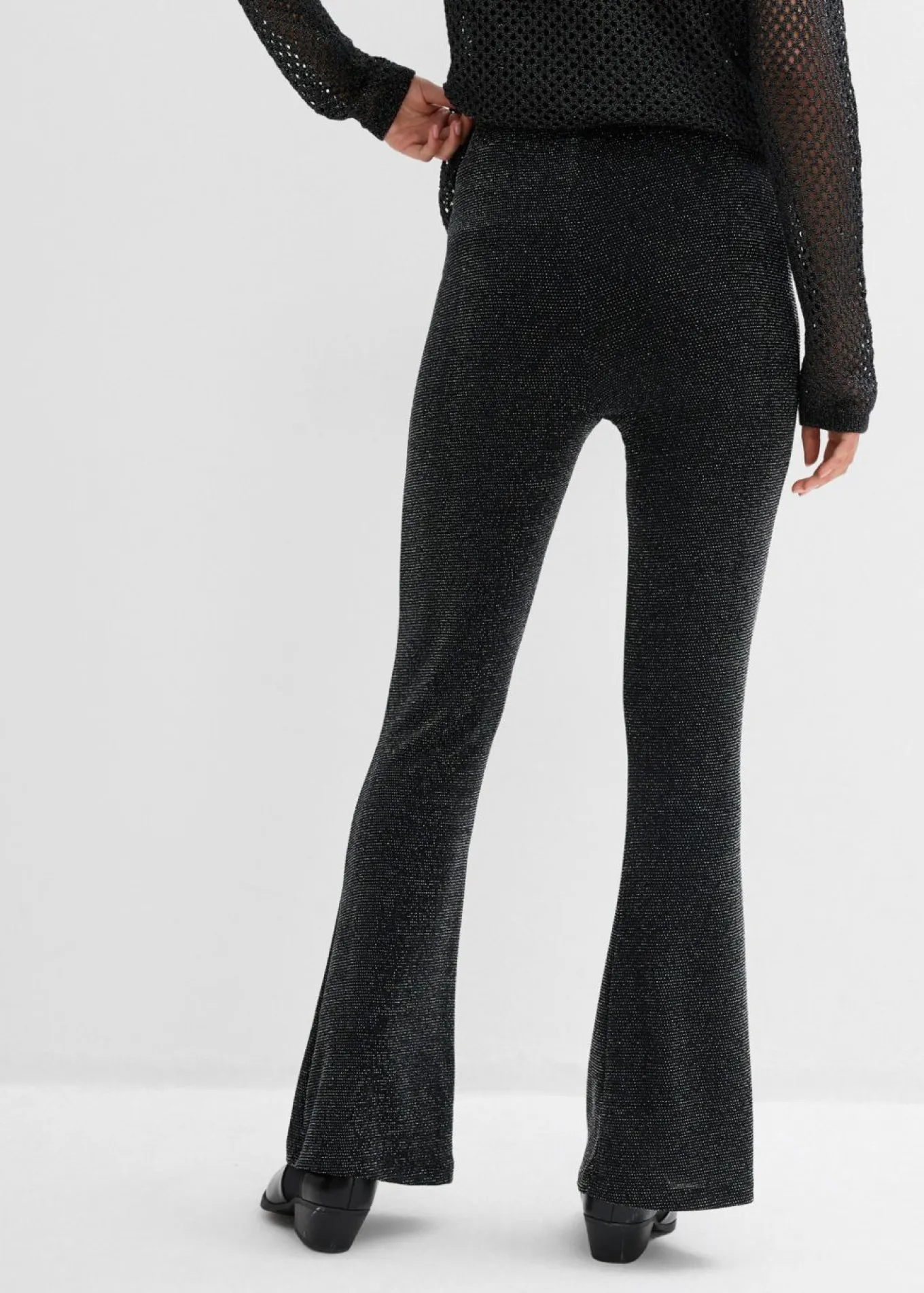 Leggings acampanados con purpurina
