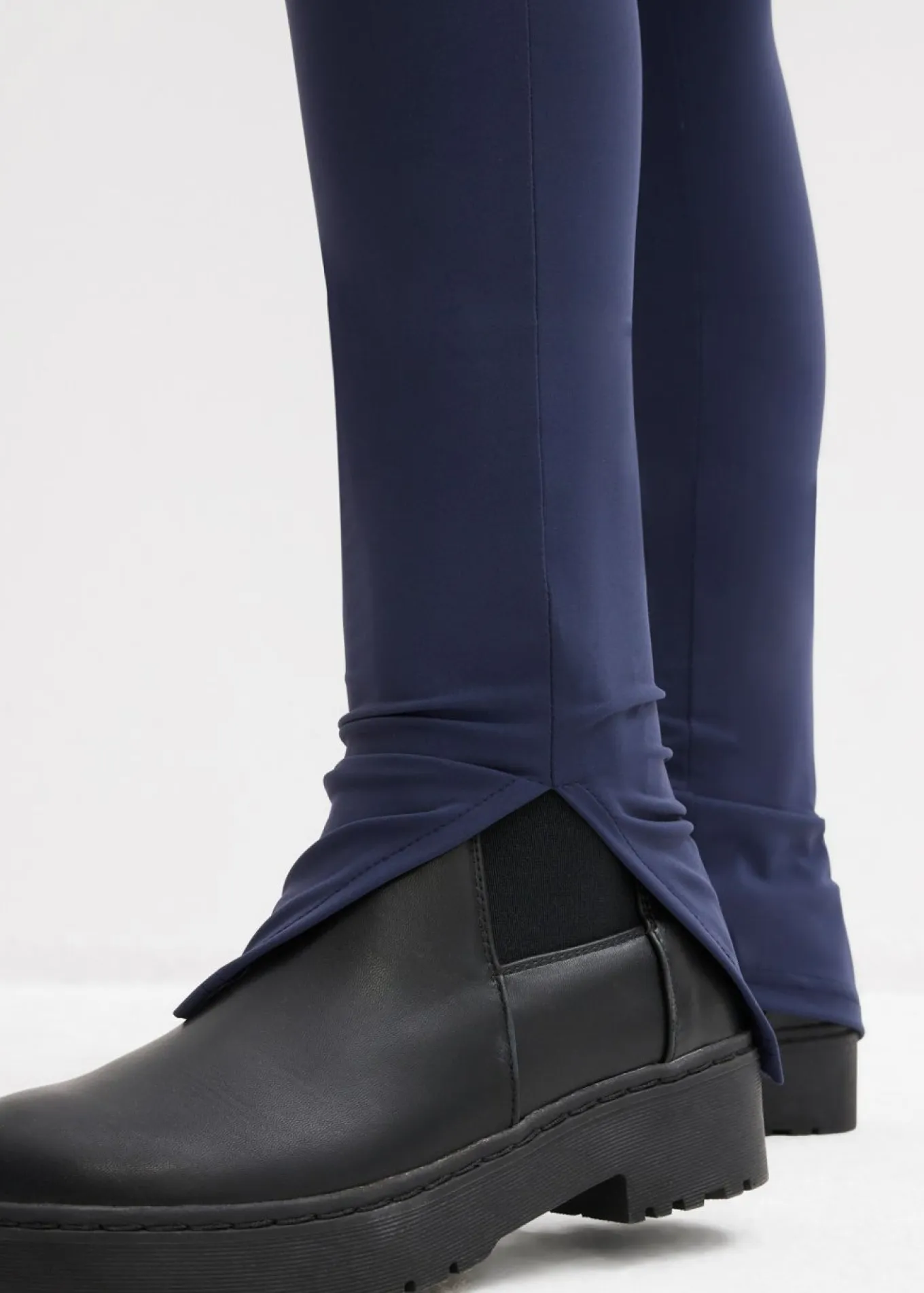 Leggings con costura rasgada