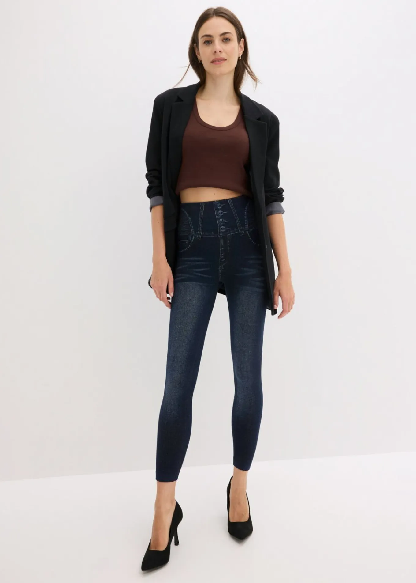 Leggings tipo medias, moldeadores, en look vaquero