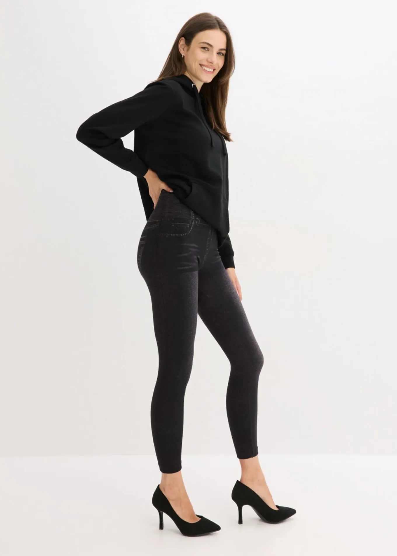 Leggings tipo medias, moldeadores, en look vaquero