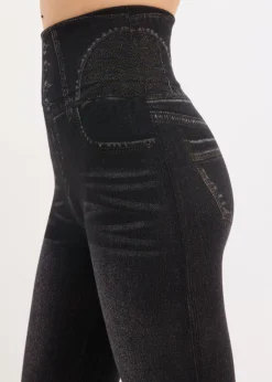 Leggings tipo medias, moldeadores, en look vaquero