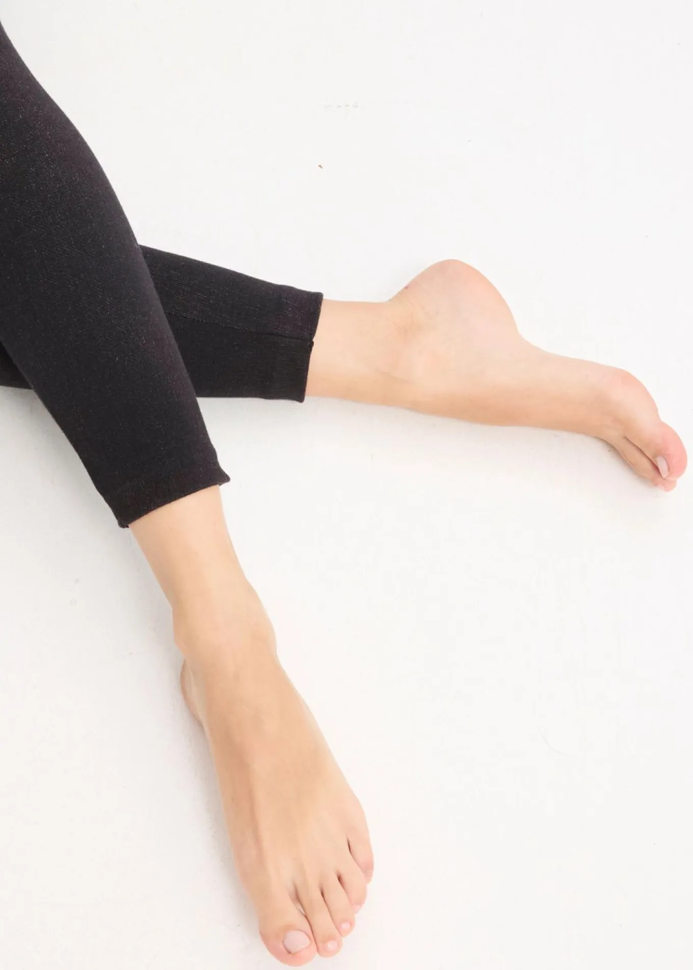 Leggings tipo medias, moldeadores, en look vaquero