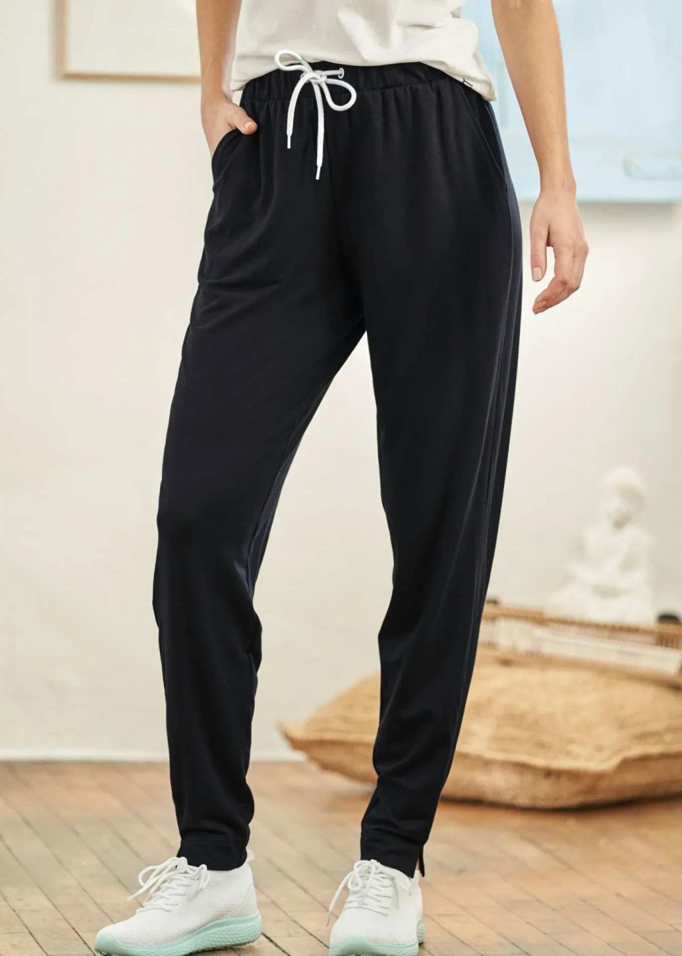 Ligeros pantalones de chándal con viscosa
