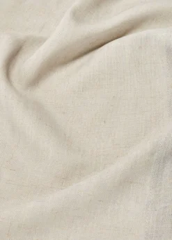Mantel con contenido de lino