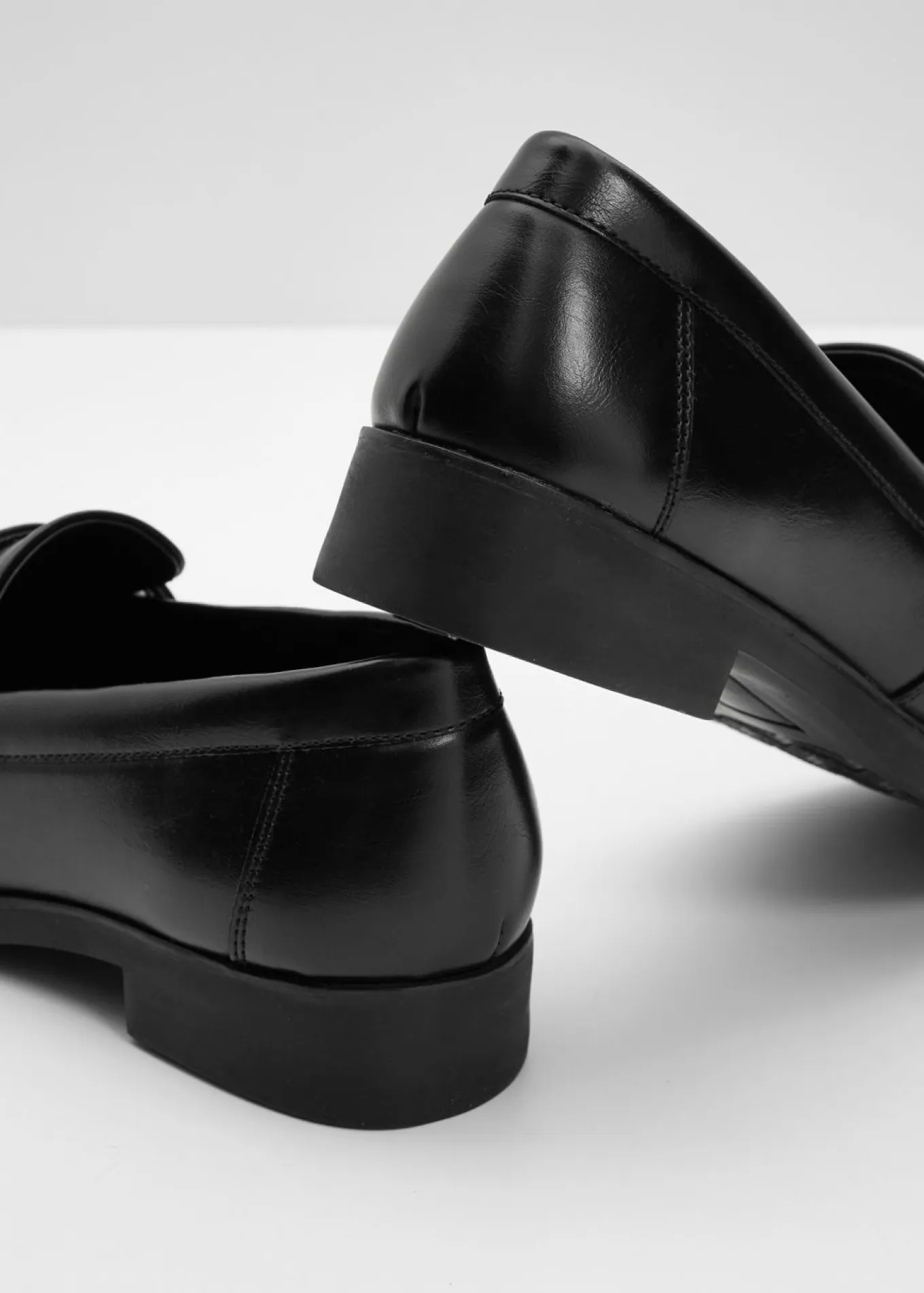 Mocasines con estilo motero