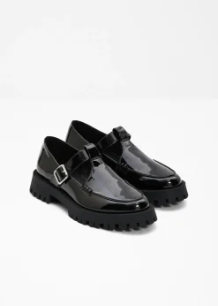 Mocasín chunky con aberturas