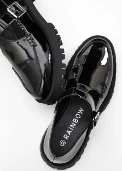 Mocasín chunky con aberturas