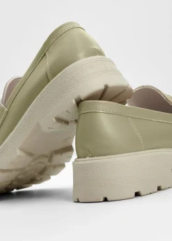 Mocasín chunky con suela ligera