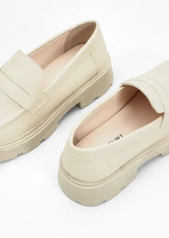 Mocasín chunky con suela ligera