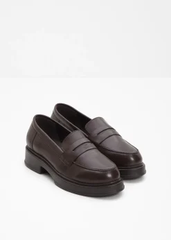 Mocasín de piel