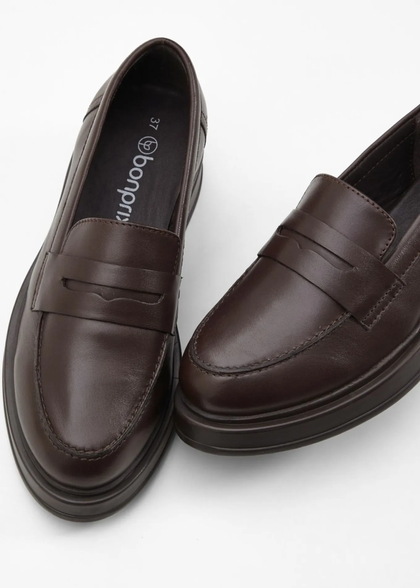 Mocasín de piel