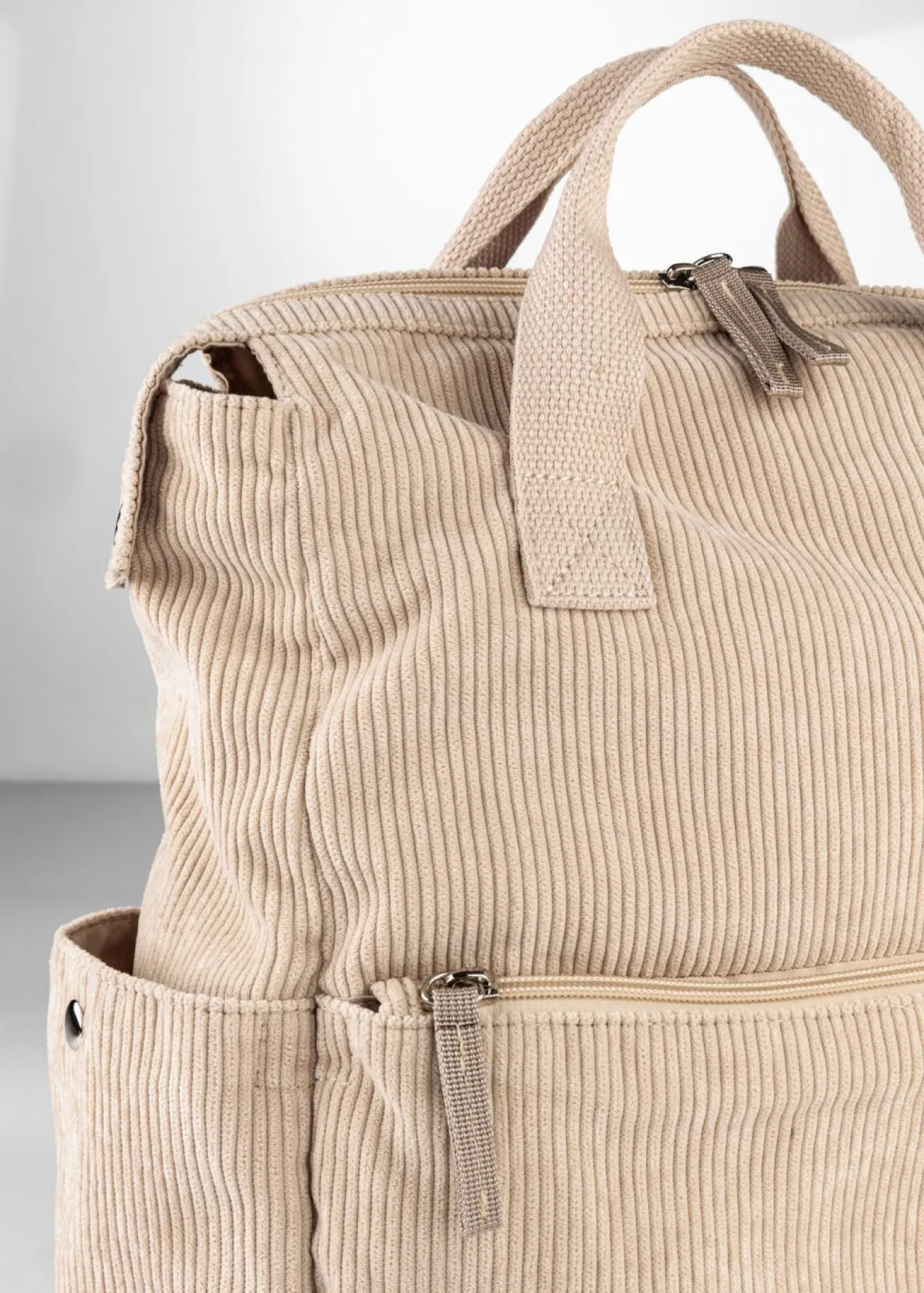 Mochila con aspecto de pana