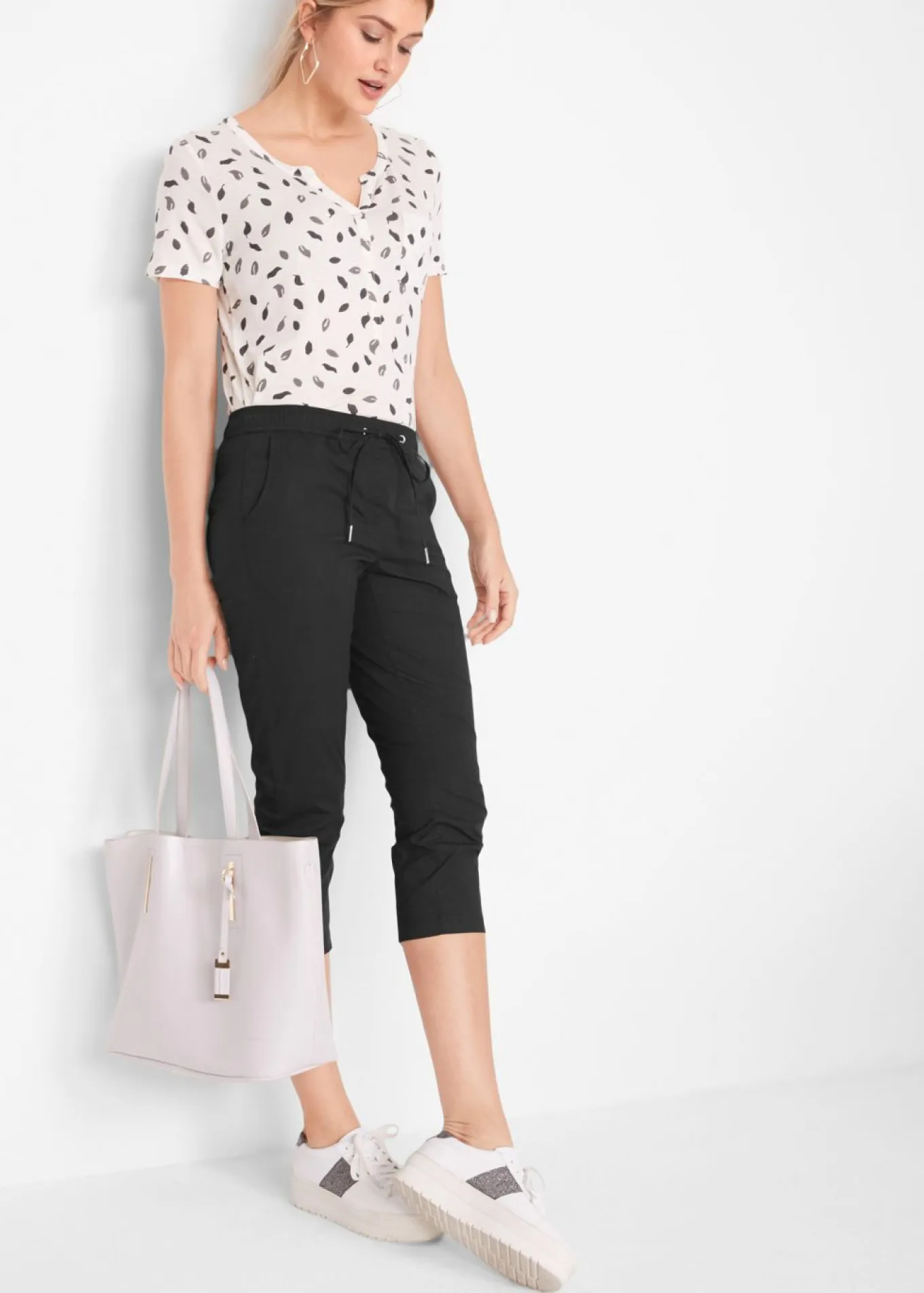Pantalón 3/4 con cordón