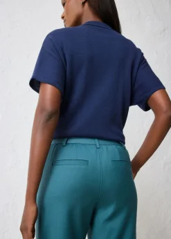 Pantalón acampanado con contenido de lana