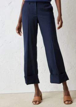 Pantalón acampanado con contenido de lana