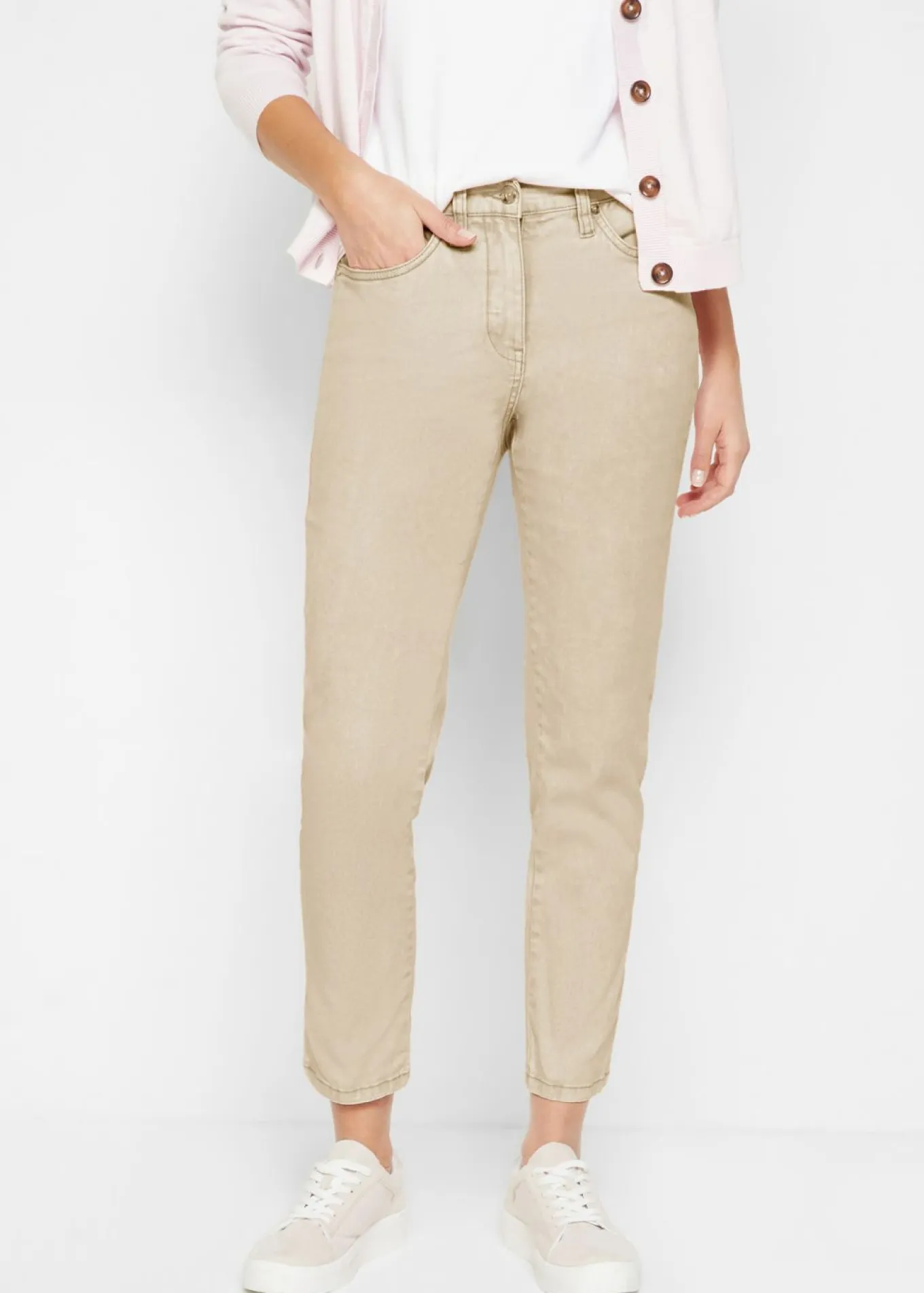Pantalón acortado de sarga con aspecto desgastado