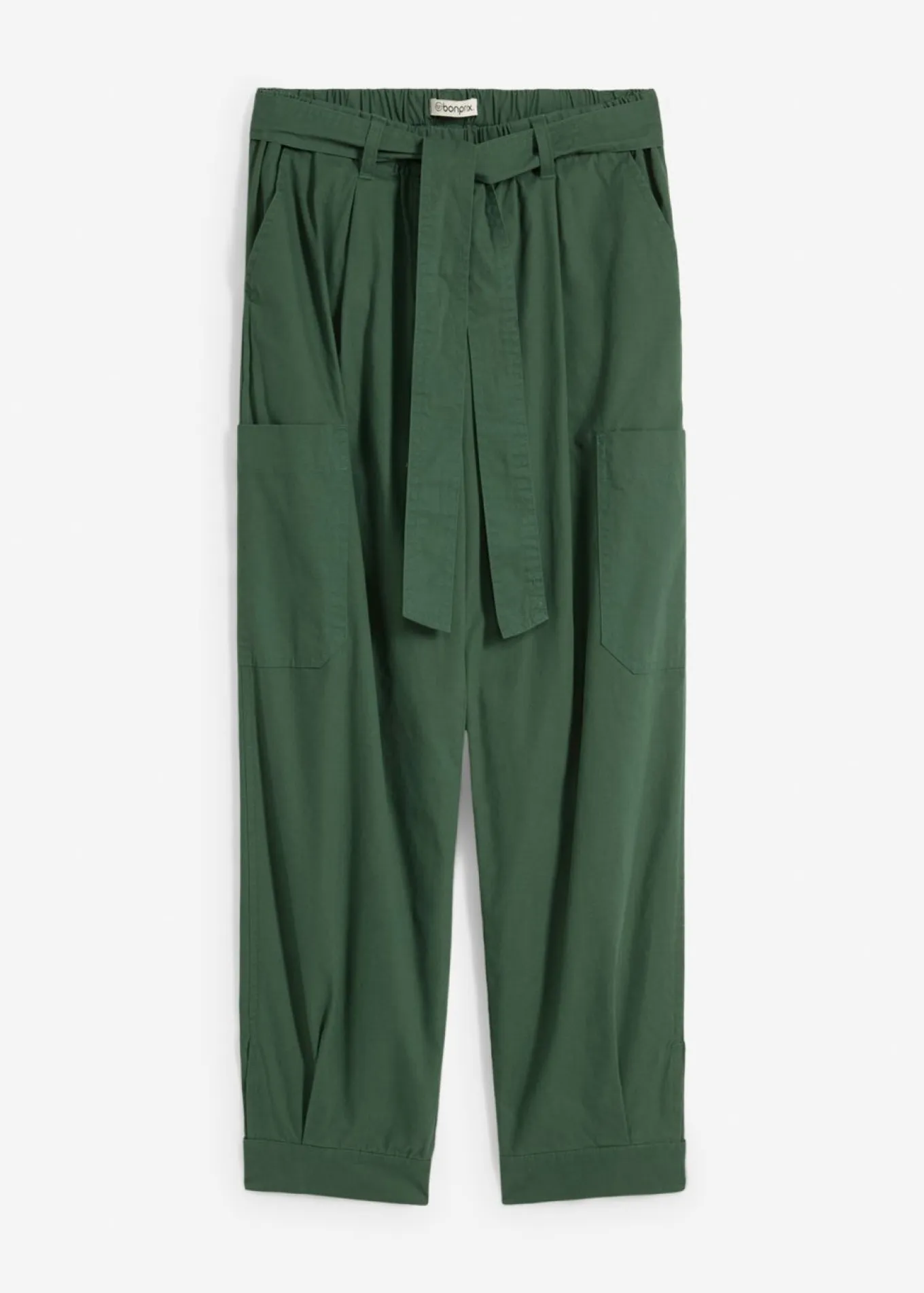 Pantalón acortado tipo cargo