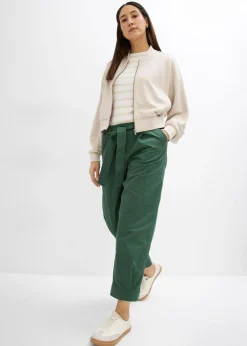 Pantalón acortado tipo cargo