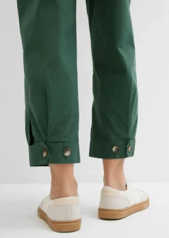 Pantalón acortado tipo cargo