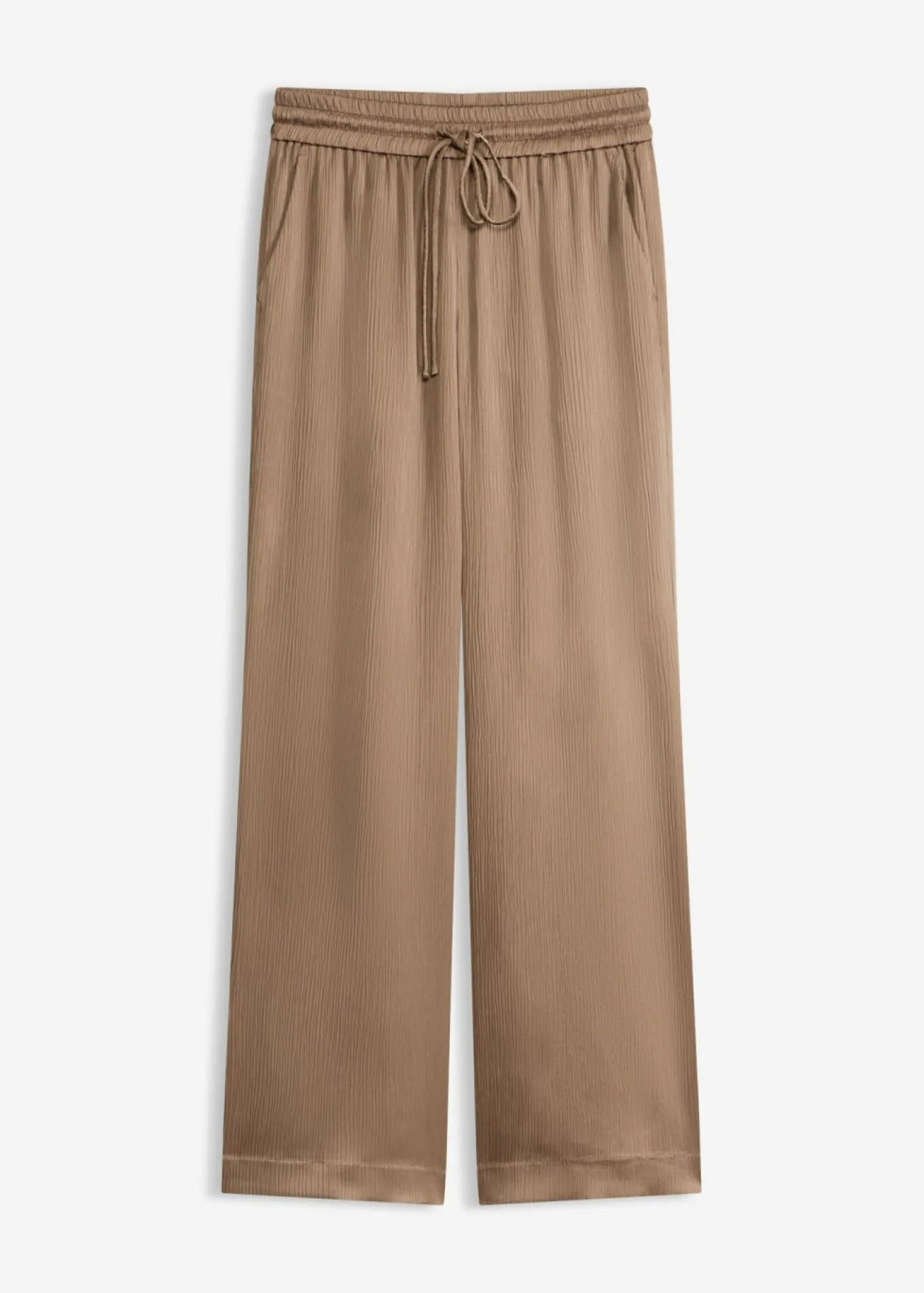 Pantalón ancho con cinturilla cómoda