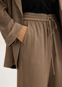 Pantalón ancho con cinturilla cómoda
