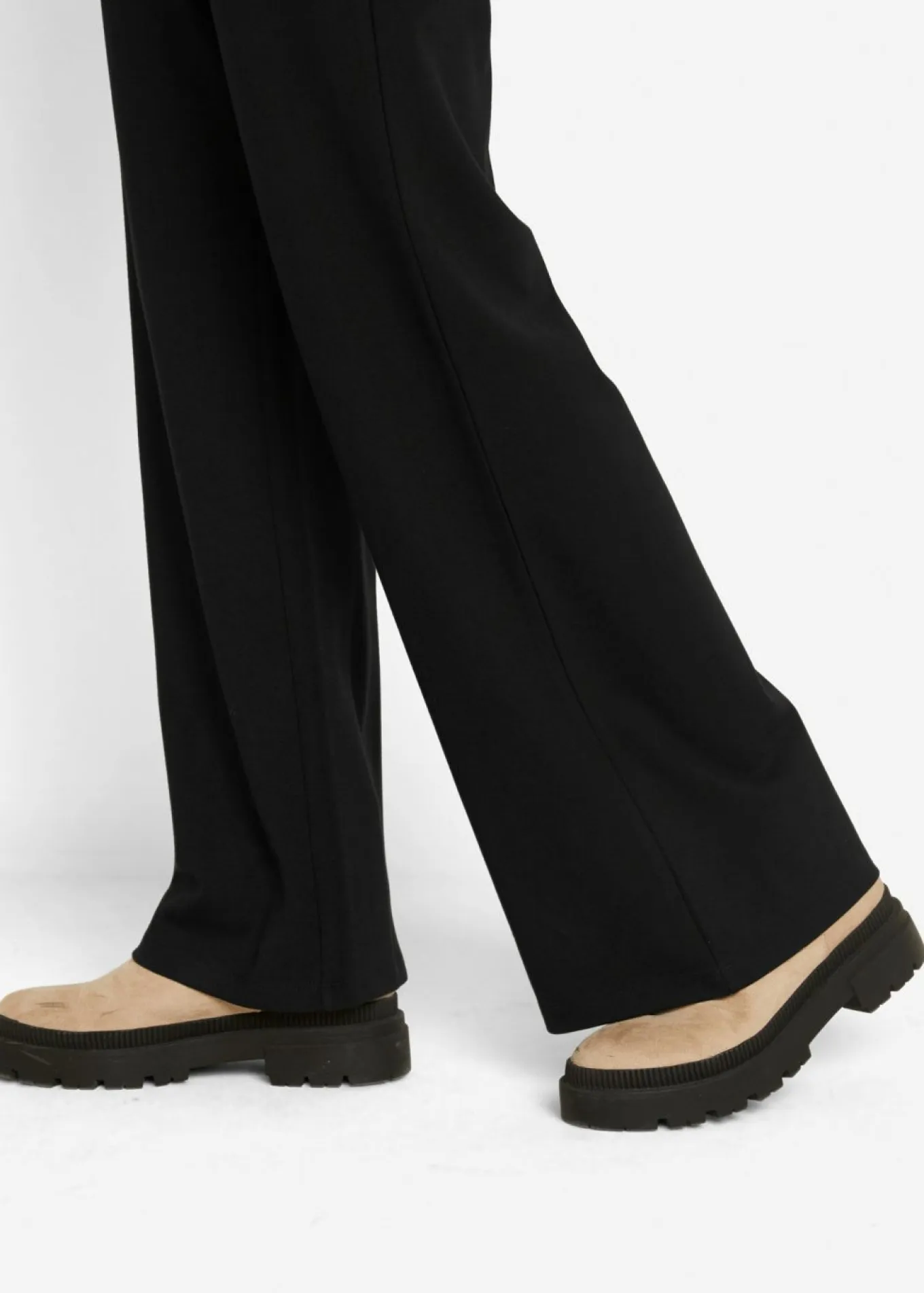 Pantalón ancho con cinturilla elástica de mezcla de viscosa
