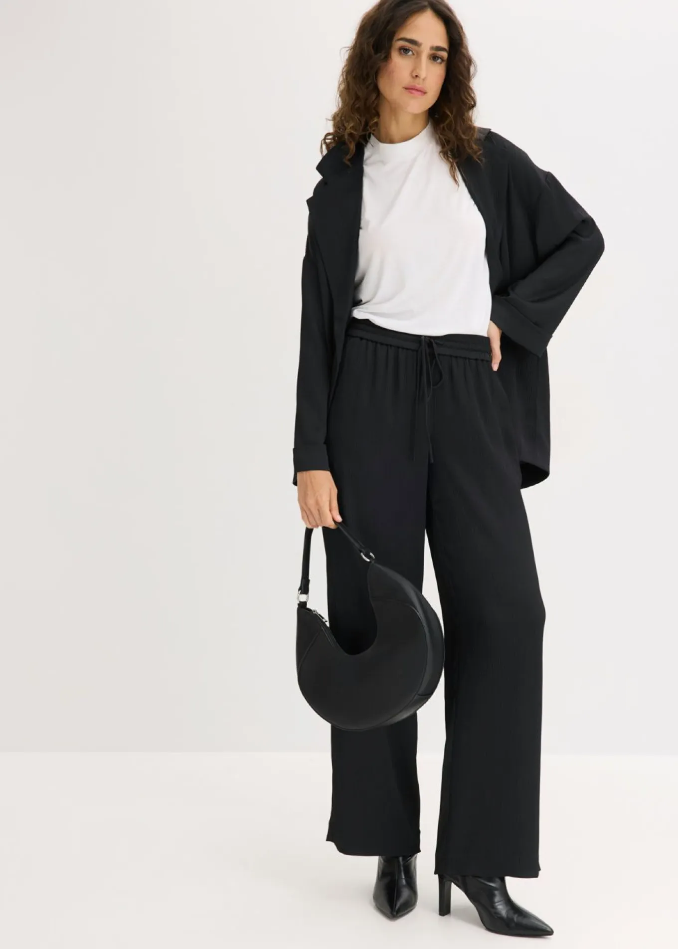 Pantalón ancho con cinturilla cómoda