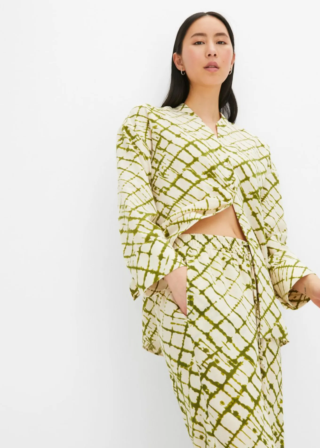Pantalón ancho con estampado