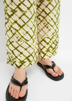 Pantalón ancho con estampado